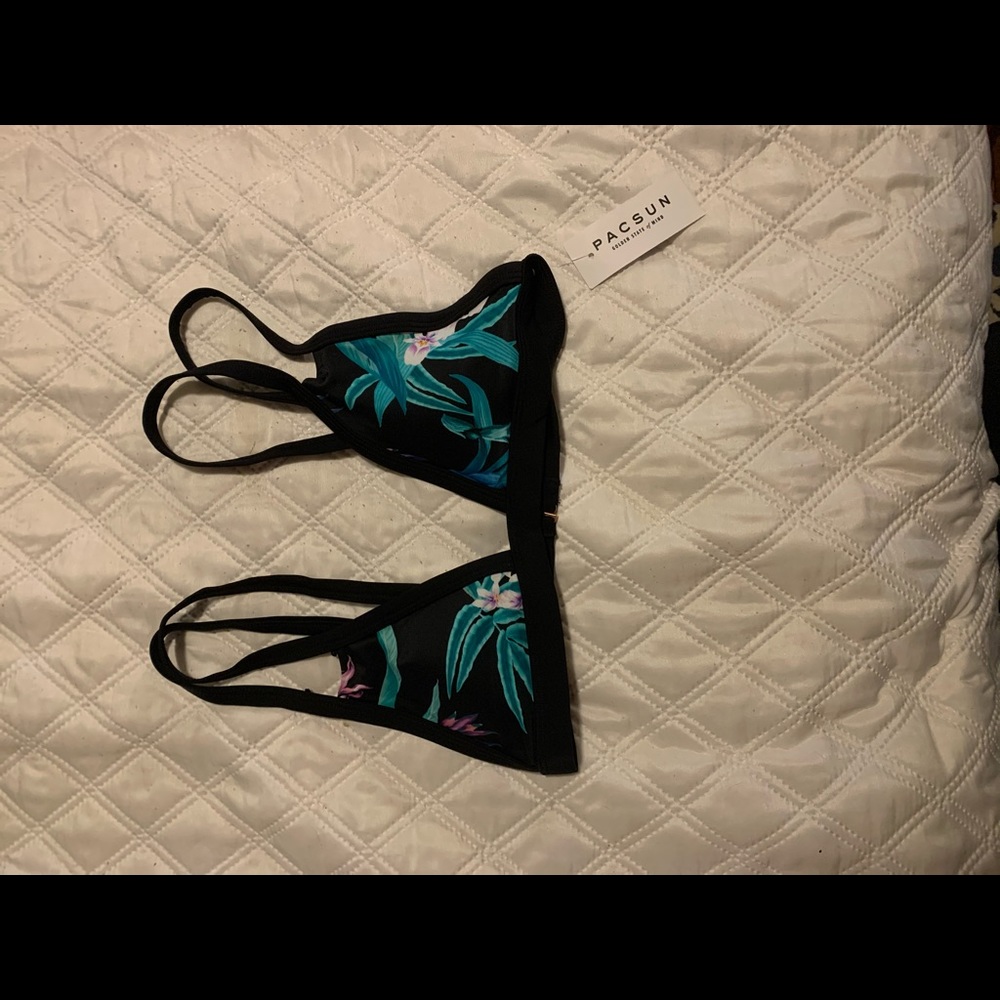Pac sun floral bikini top